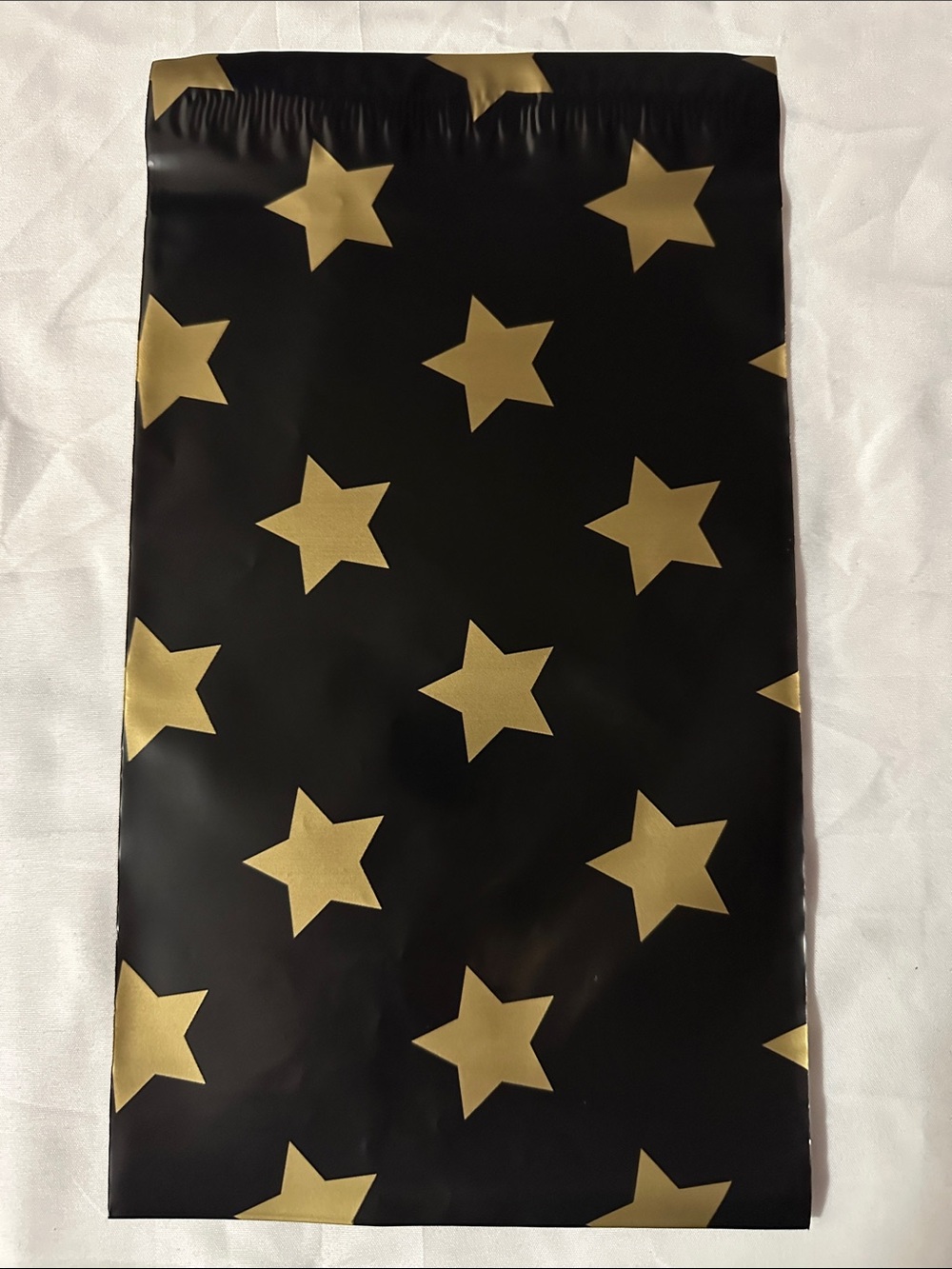 Black and Gold Star Poly Mailers 6x9 Shipping Bags 30 Pack - Picture 3 of 5